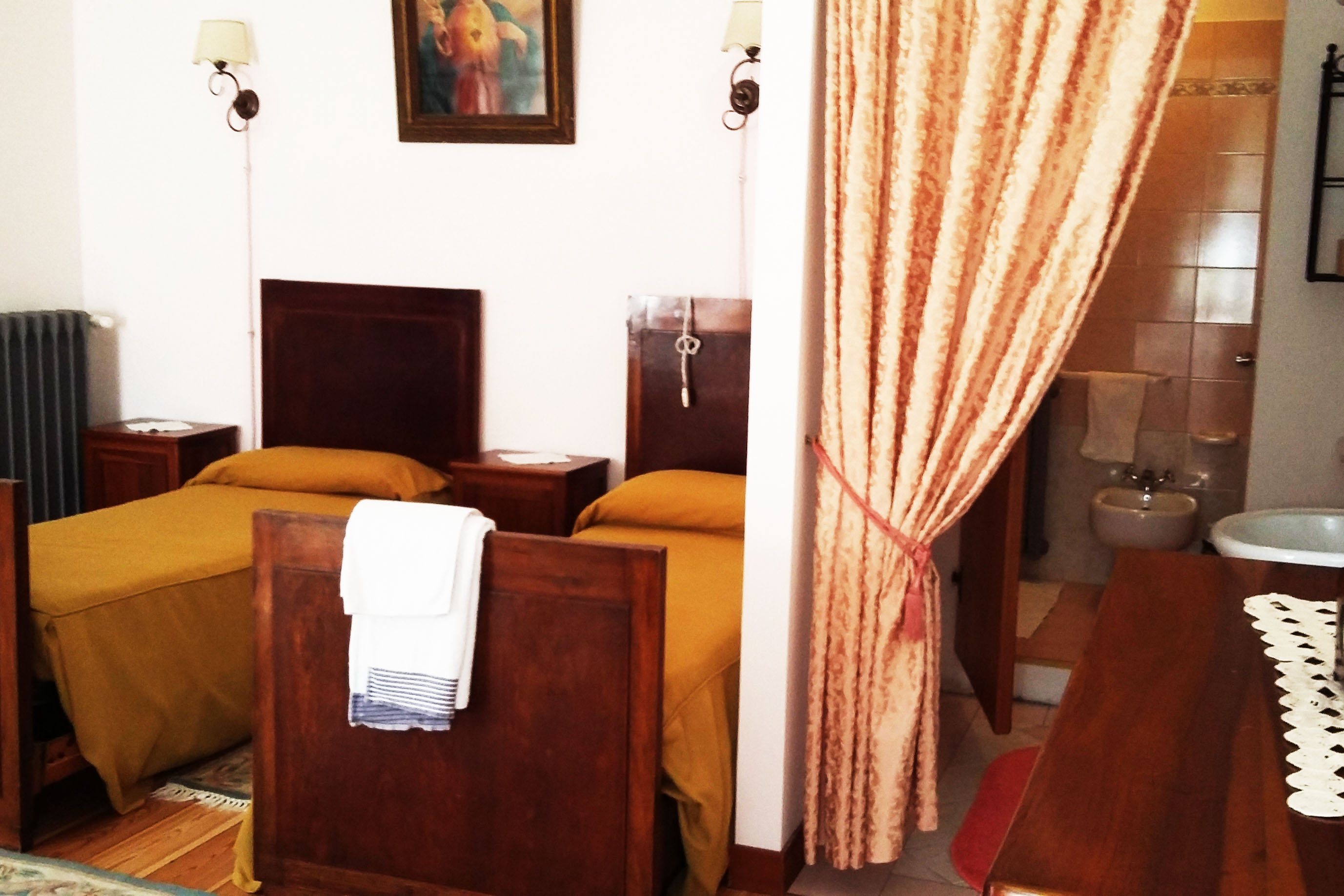 Agriturismo I Quarti Camera (3)
